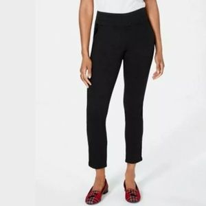 Charter Club Pull On Skinny leg  Ankle Jeans